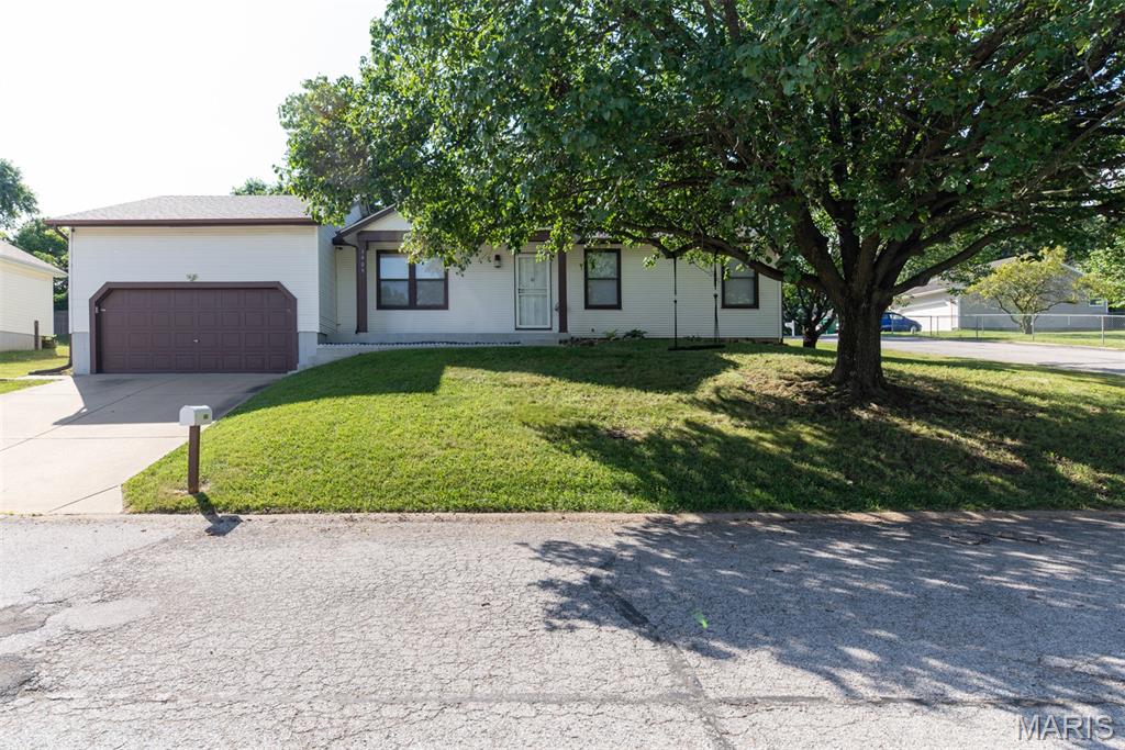 1409 Castle Mill Drive Property Photo 1