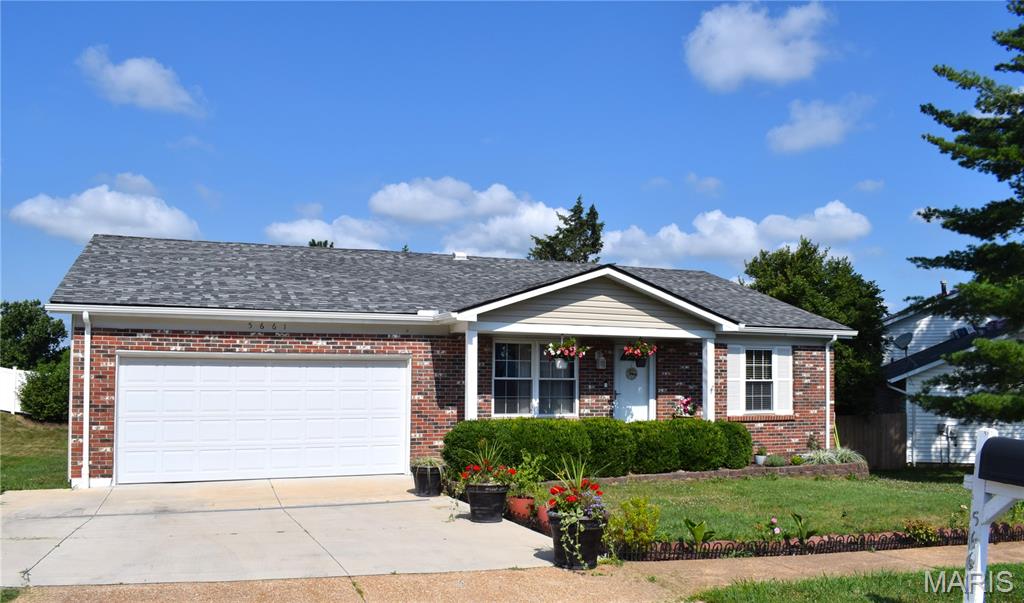 5661 Chalet Hill Drive Property Photo 1