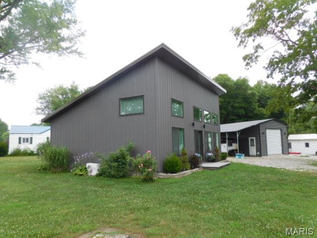 203 E 5th Street