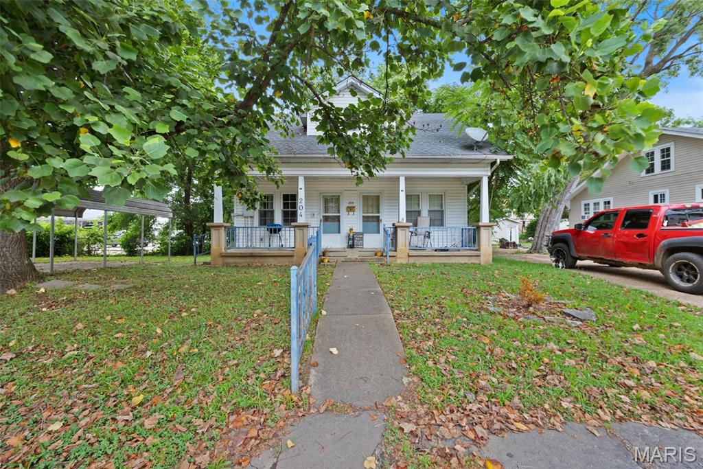 204 E Jefferson Street Property Photo 1