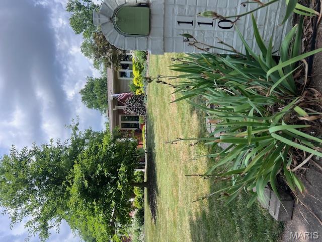110 Old Oaks Drive Property Photo 1