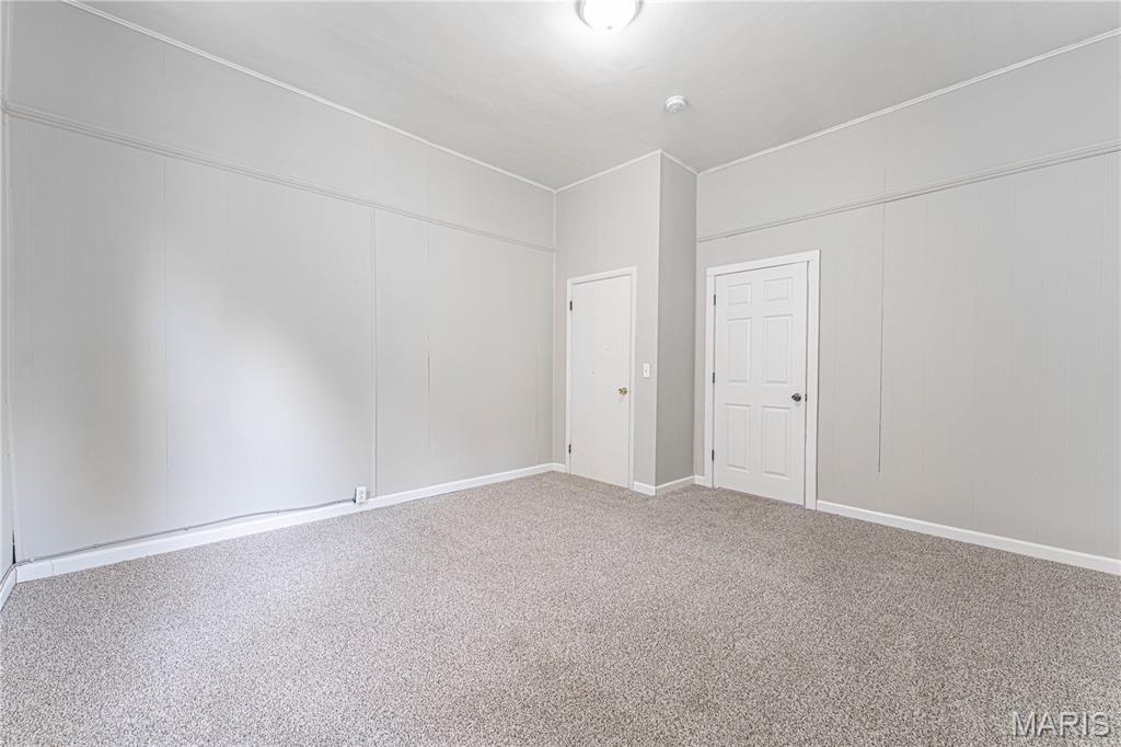 406 N Adams Street Property Photo 8