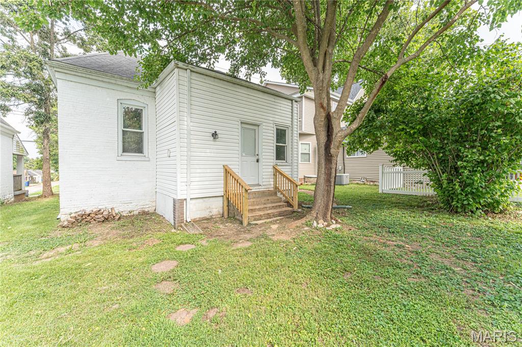 406 N Adams Street Property Photo 26