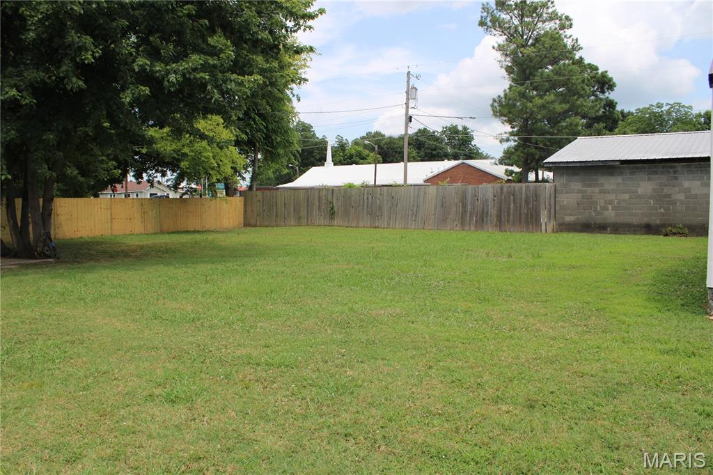 1022 E 4th Street Property Photo 23