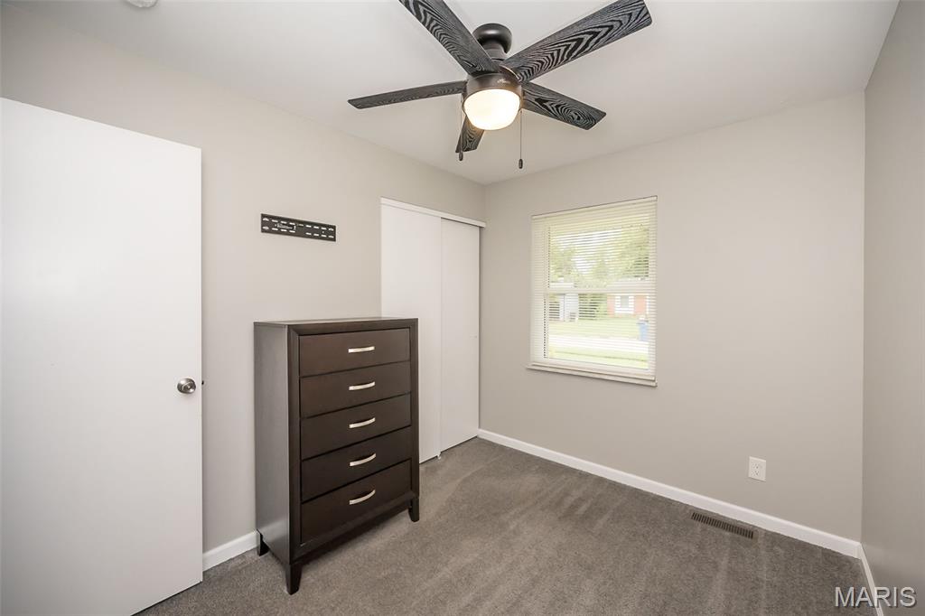 121 Foxtree Drive Property Photo 26