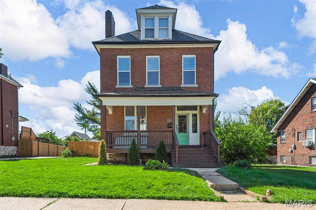 6206 Victoria Avenue Property Photo