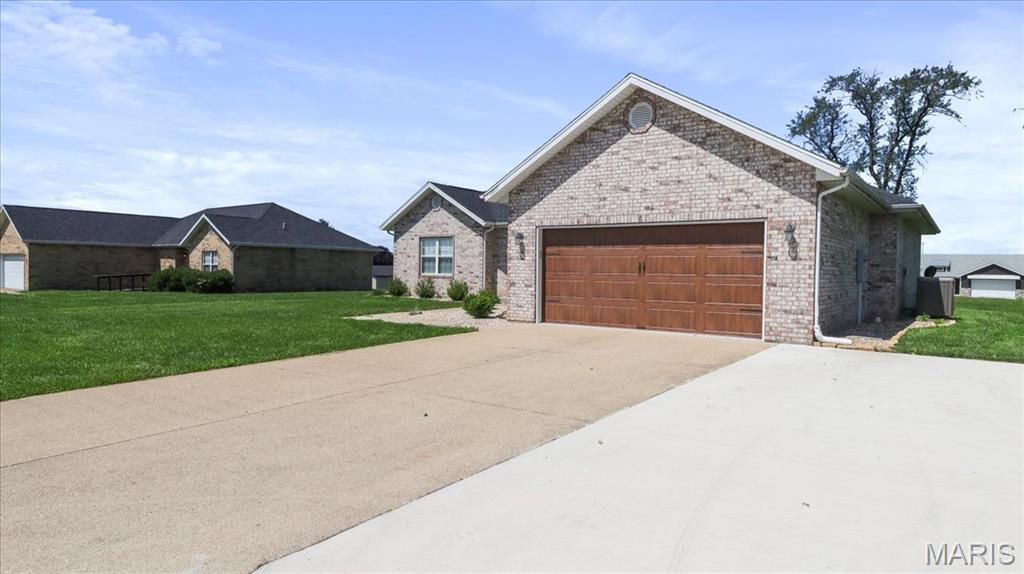 2607 M- Mayfield Drive Property Photo 1