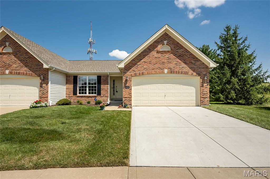 14701 Ladue Bluffs Crossing Drive Property Photo 1