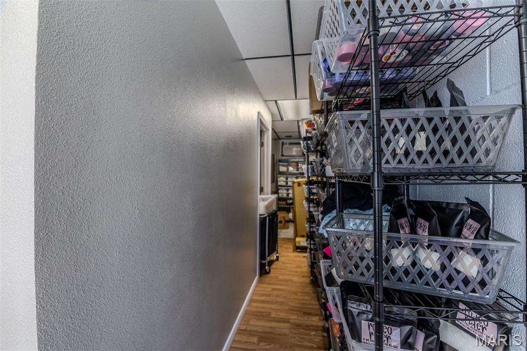 104 W Commercial Street Property Photo 38