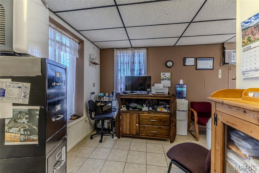 104 W Commercial Street Property Photo 44