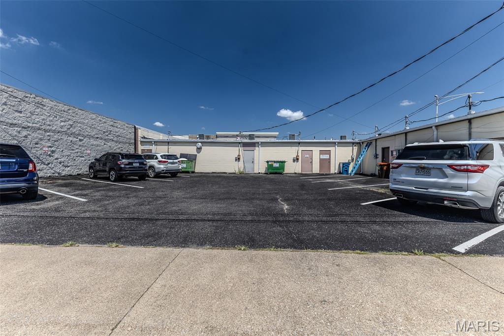 104 W Commercial Street Property Photo 48