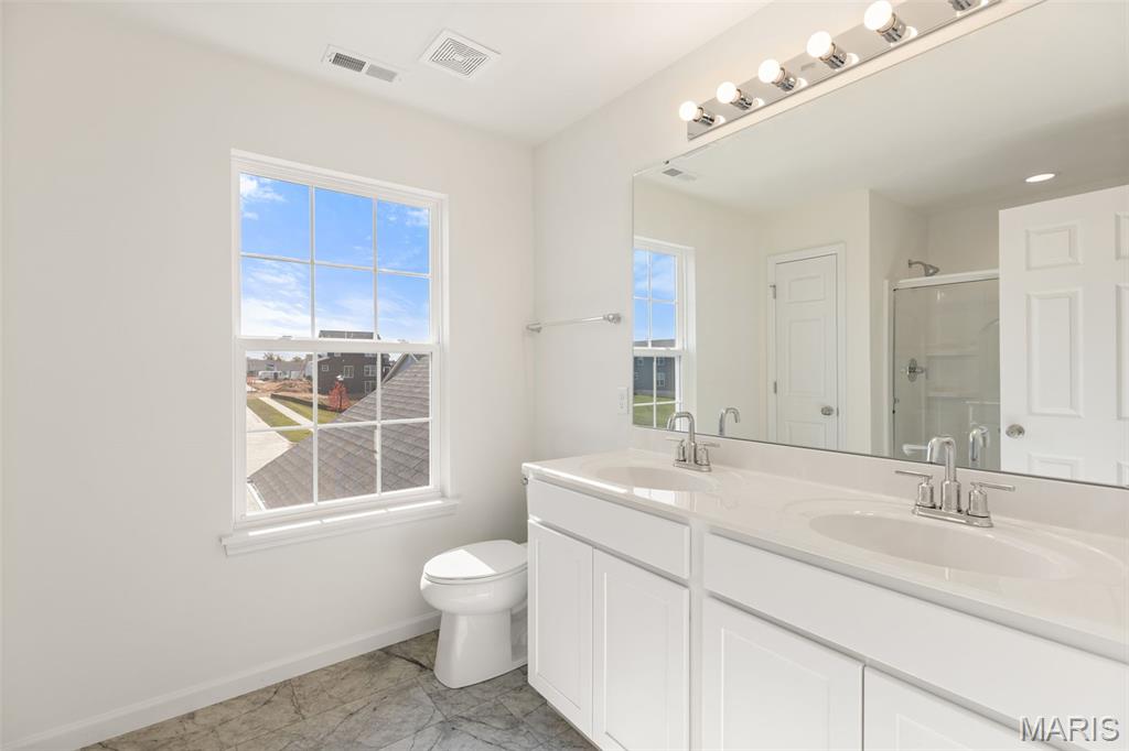 2303 Heatherfield Drive Property Photo 18