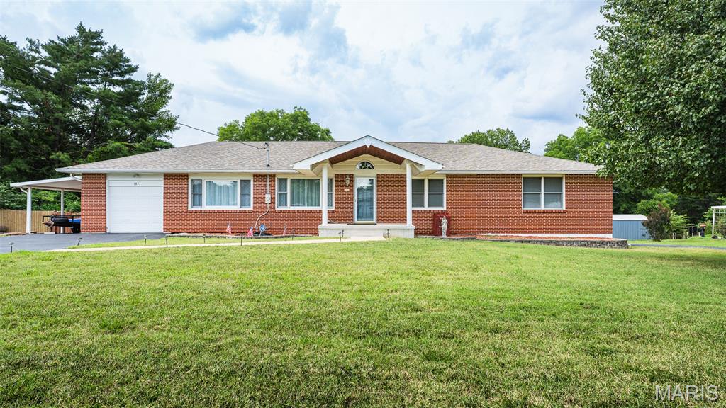 1871 Ridgeway Drive Property Photo 1