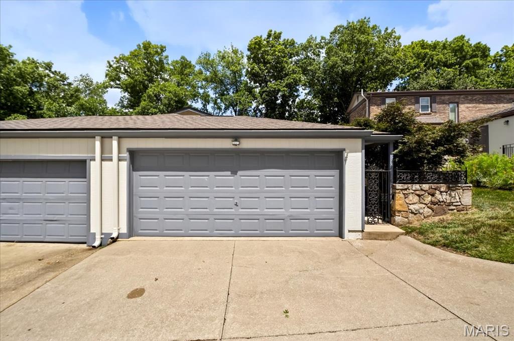 775 Knickerbacker Drive Property Photo 1