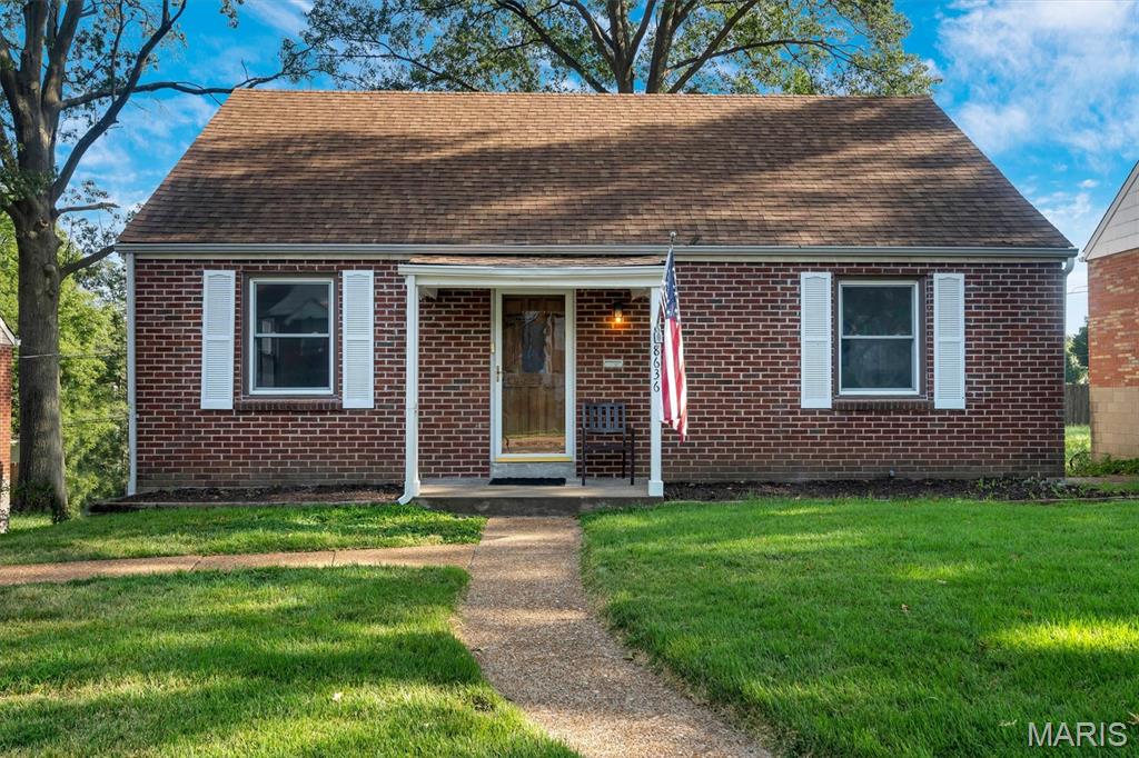 8636 Belhaven Drive Property Photo 1