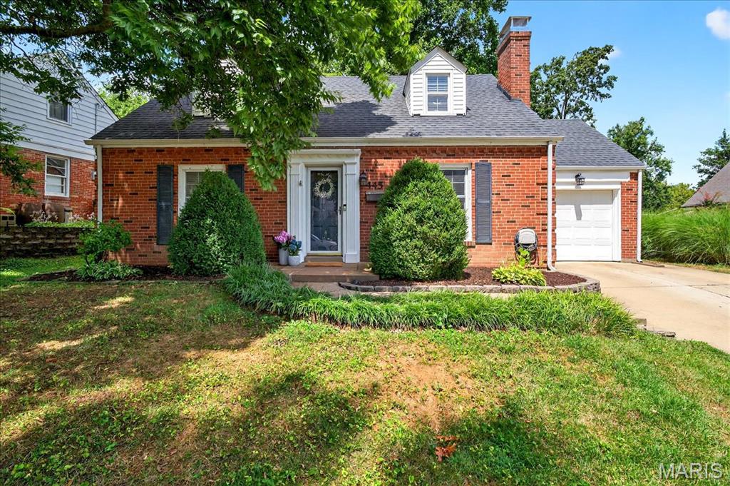445 Dickens Avenue Property Photo 1