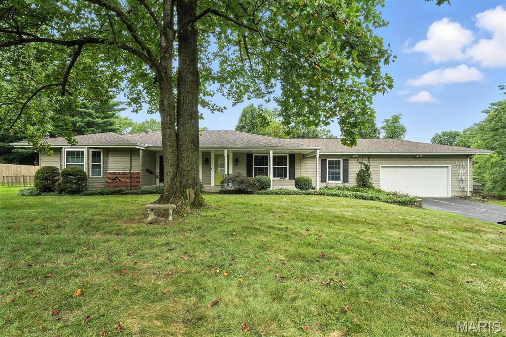 9457 Chavez Drive Property Photo 1