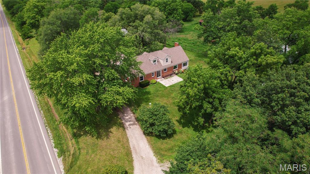 64234 Highway 6 Property Photo 4