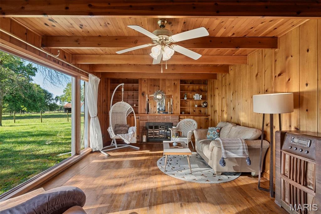 64234 Highway 6 Property Photo 8