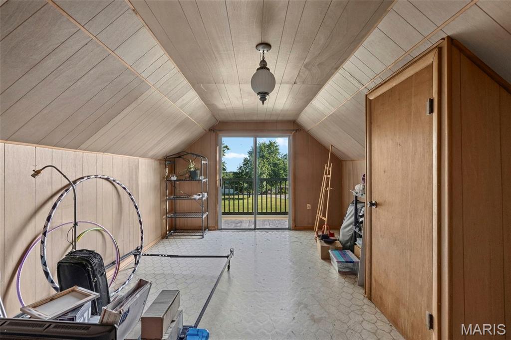 64234 Highway 6 Property Photo 24
