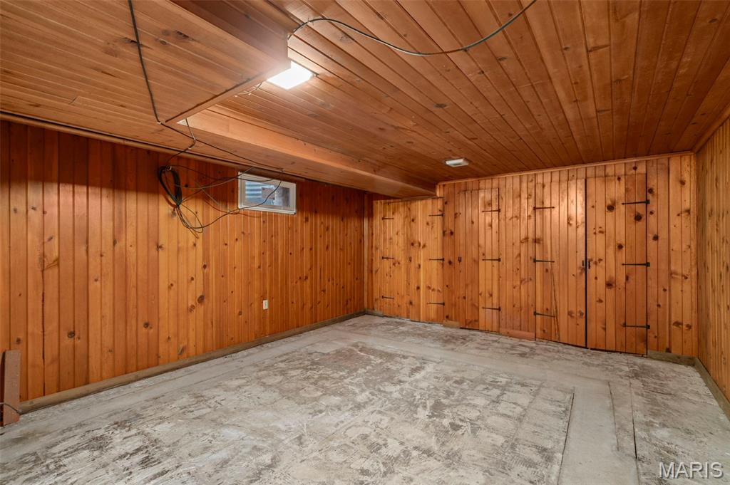 64234 Highway 6 Property Photo 32