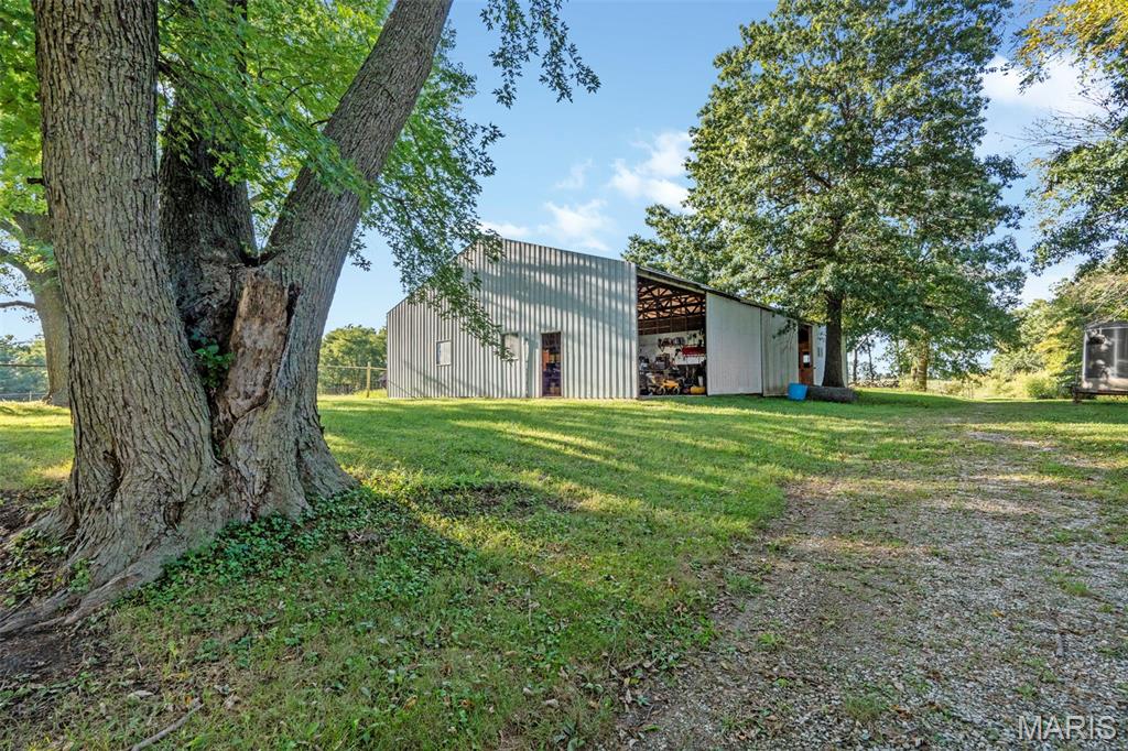 64234 Highway 6 Property Photo 33