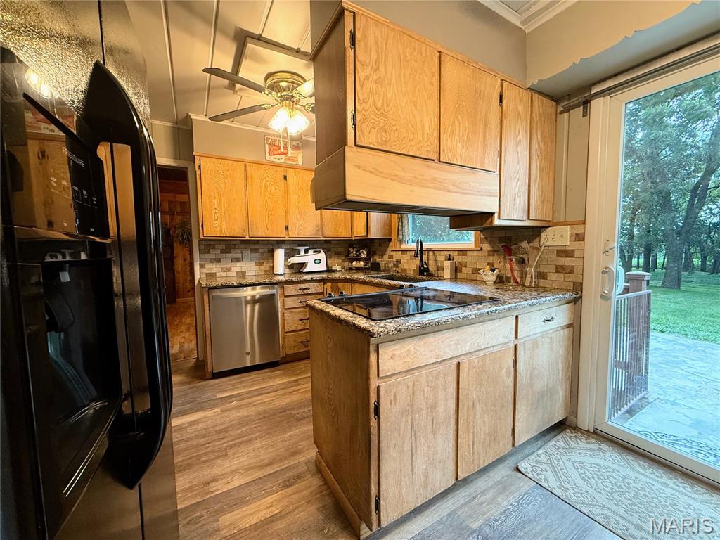 64234 Highway 6 Property Photo 39