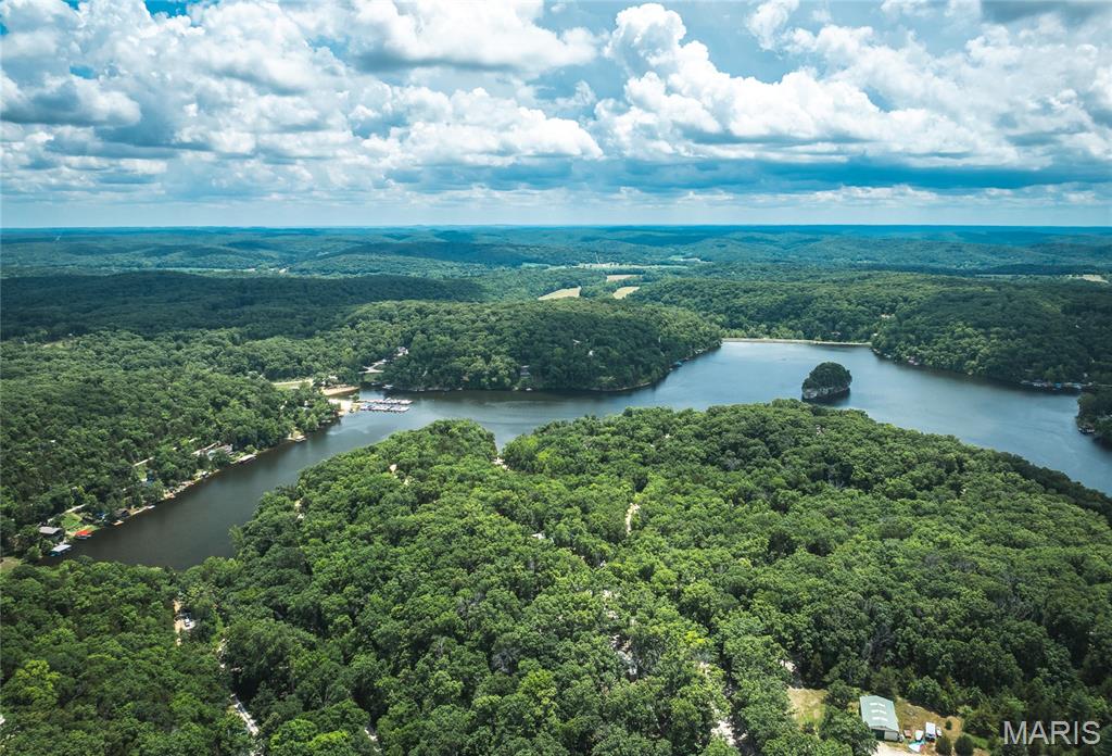 585 N Skyline Drive Property Photo 1