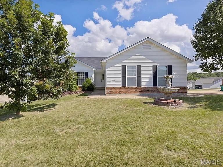 822 Mclivaine Court Property Photo 1