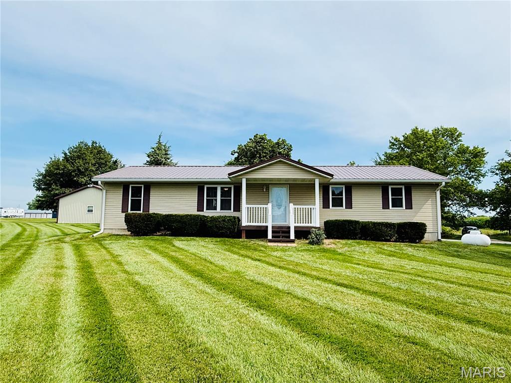 23120 Highway Ee Property Photo 1