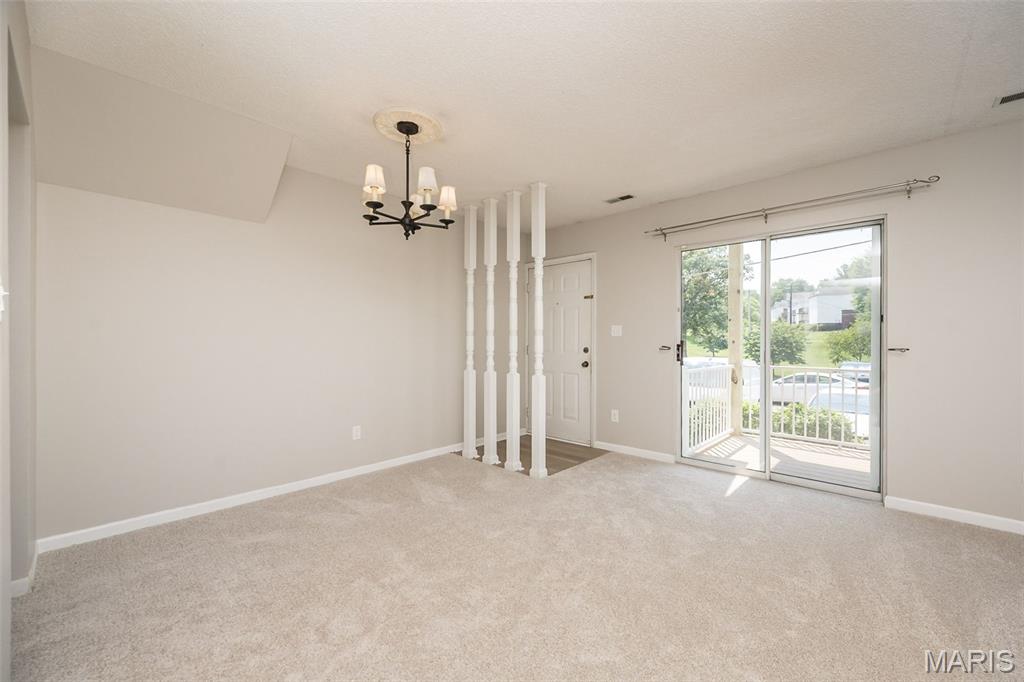 9135 Wrenwood Lane Property Photo 6
