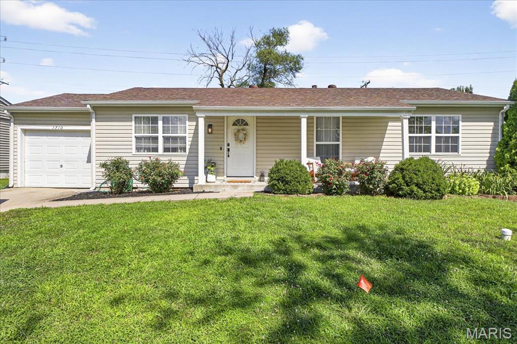 1710 Springhill Drive Property Photo 1