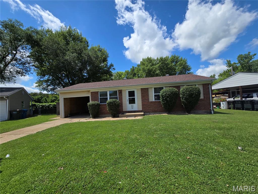 2705 Essex Street Property Photo 7