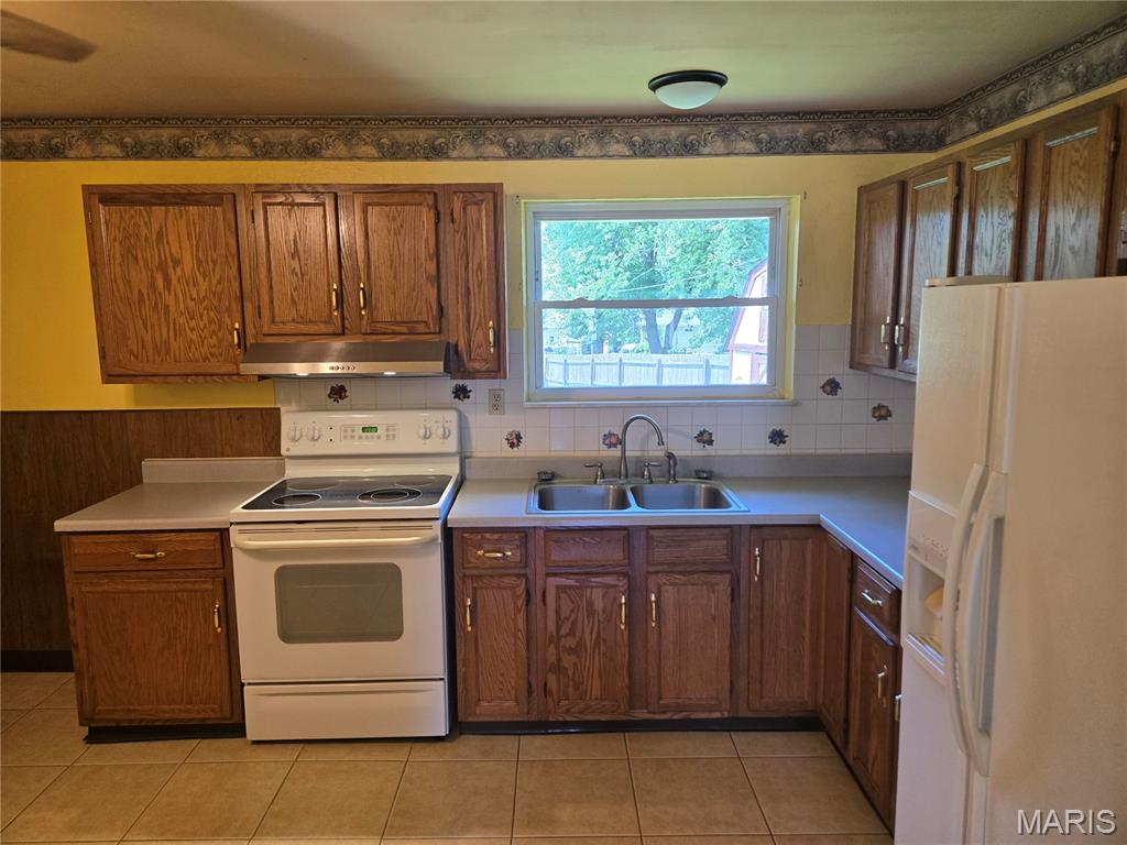 2705 Essex Street Property Photo 19