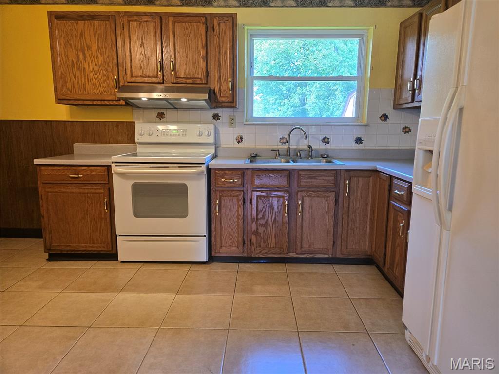 2705 Essex Street Property Photo 20