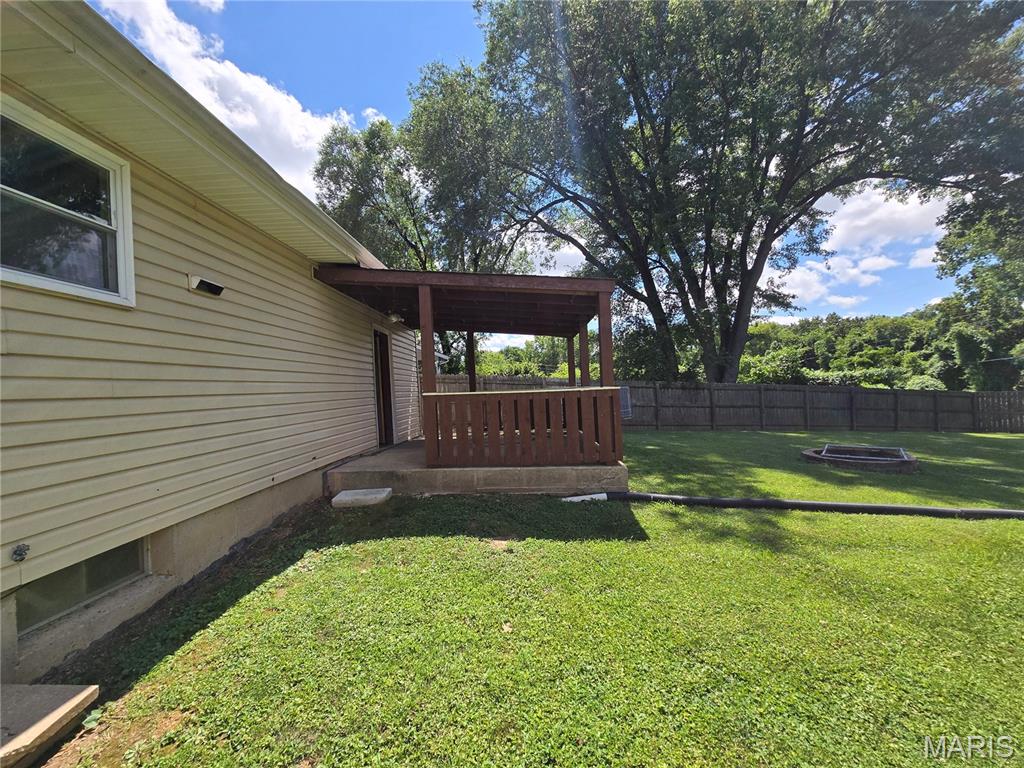 2705 Essex Street Property Photo 31