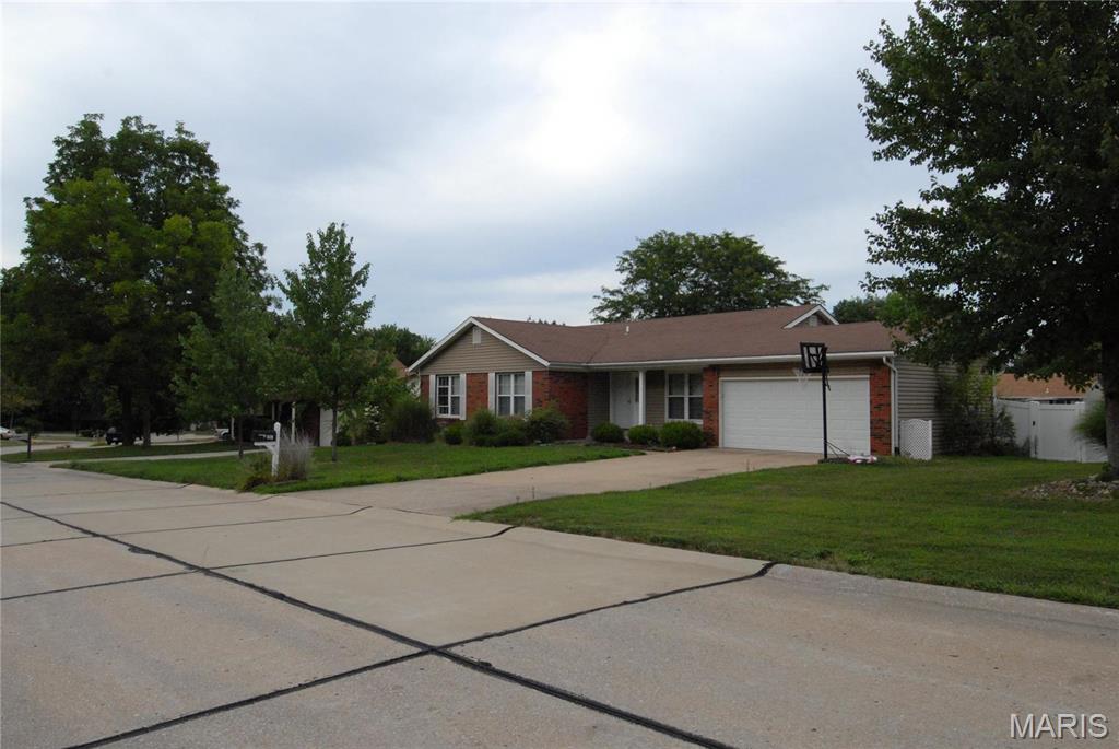 1620 Dahlia Court Property Photo 1