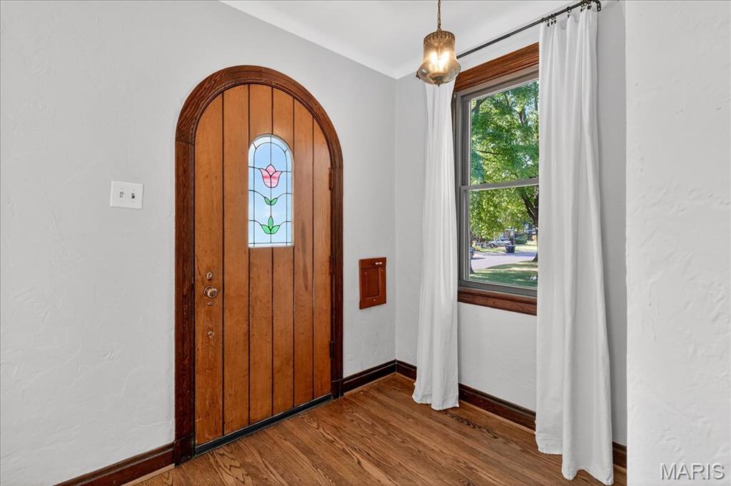 25 Saint Charles Place Property Photo 8