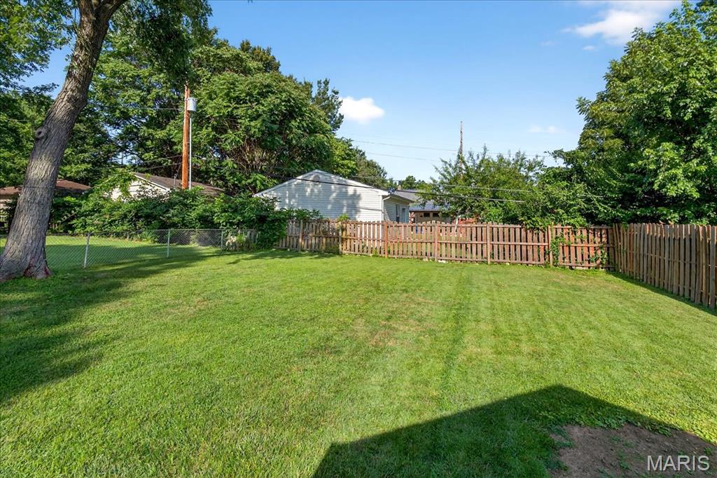 25 Saint Charles Place Property Photo 47