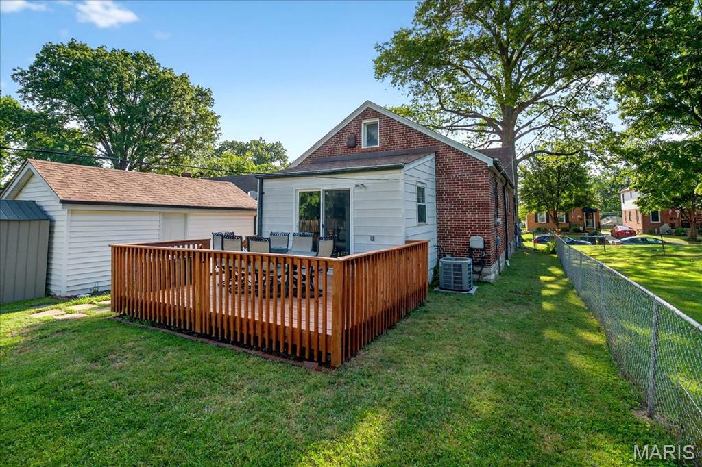 25 Saint Charles Place Property Photo 48