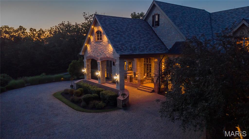 4 Slate River Way Property Photo 6