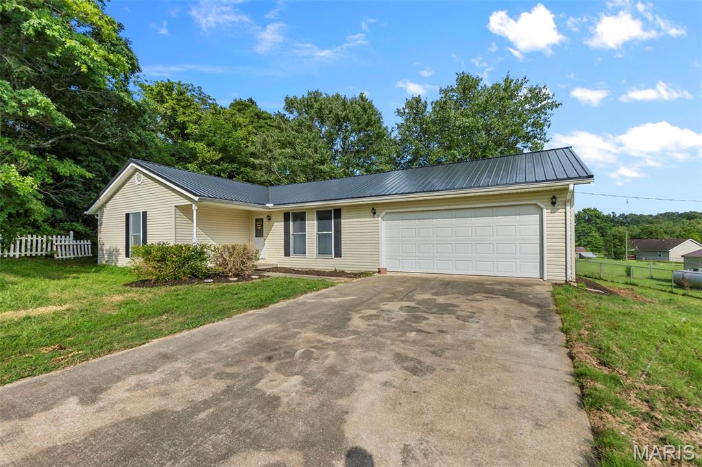 800 Englehart Lane Property Photo 1
