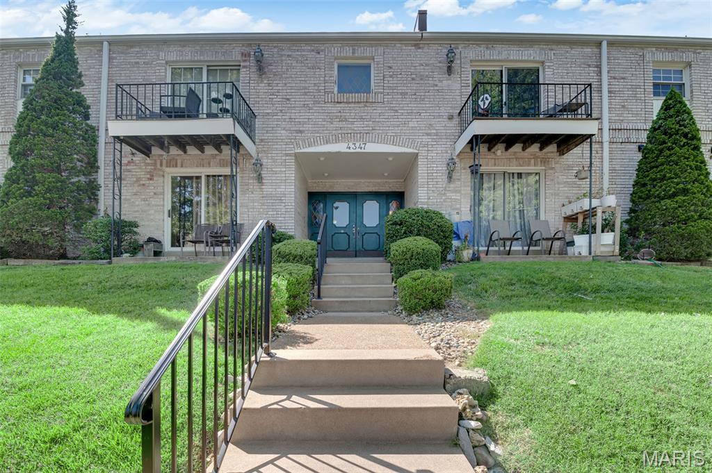 4347 Chateau De Ville Drive D Property Photo 1