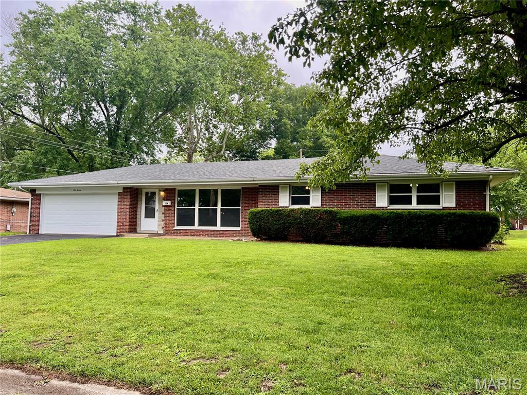 116 Lynnhaven Drive Property Photo 1