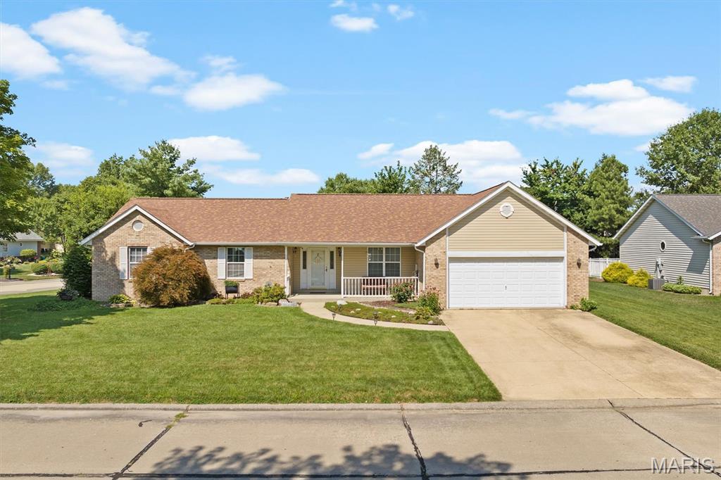 300 Kingsbury Court Property Photo 1