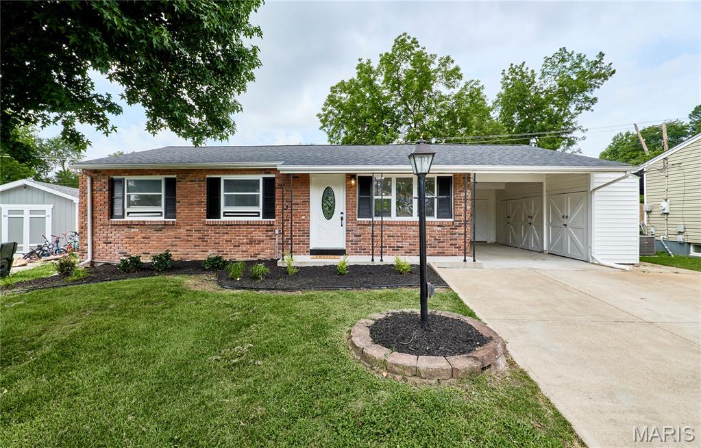 8 Jane Court Property Photo 1