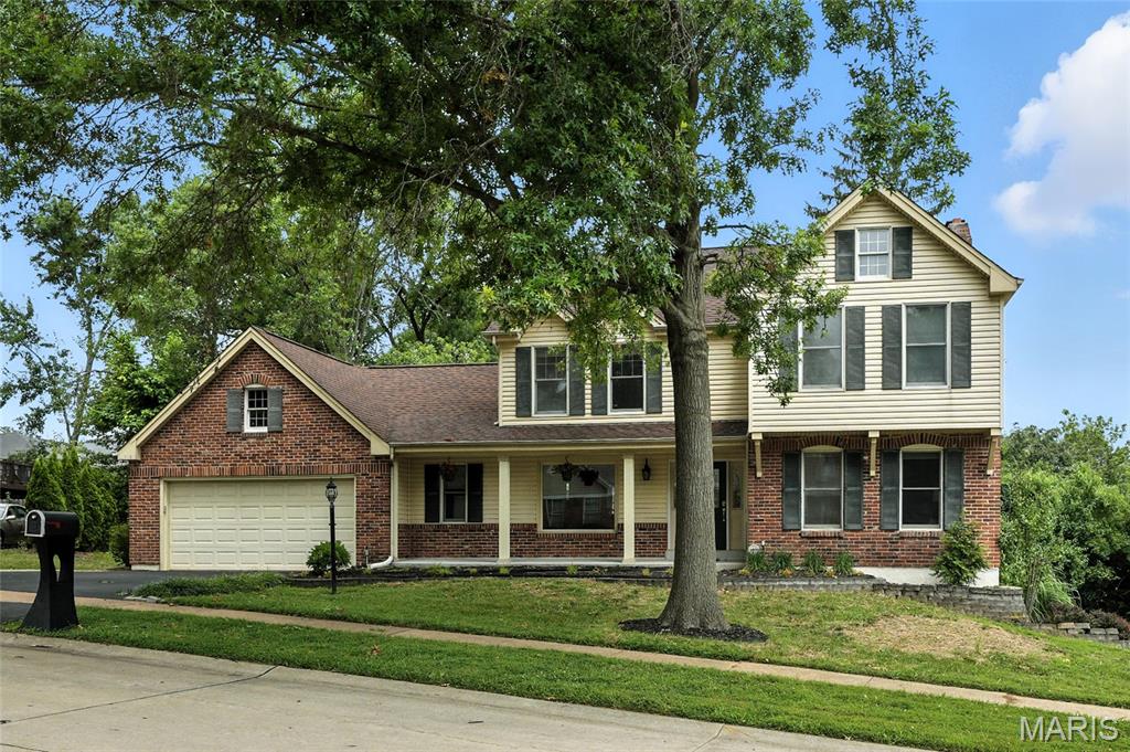 377 W Manor Drive Property Photo 1
