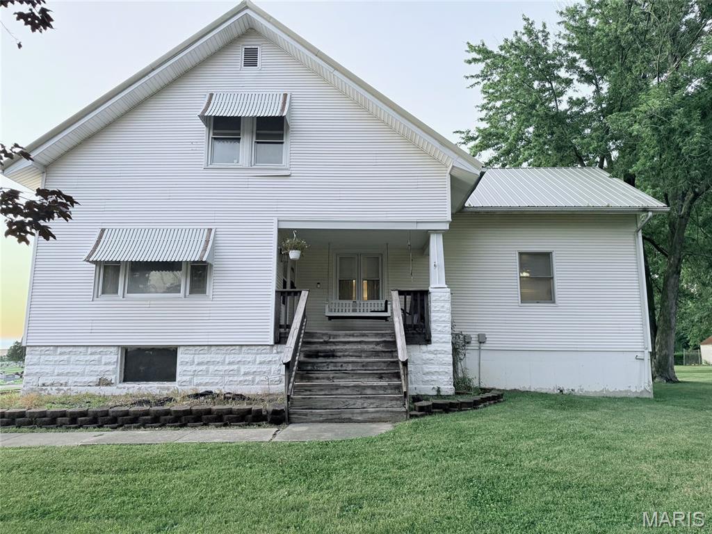 412 West College Avenue