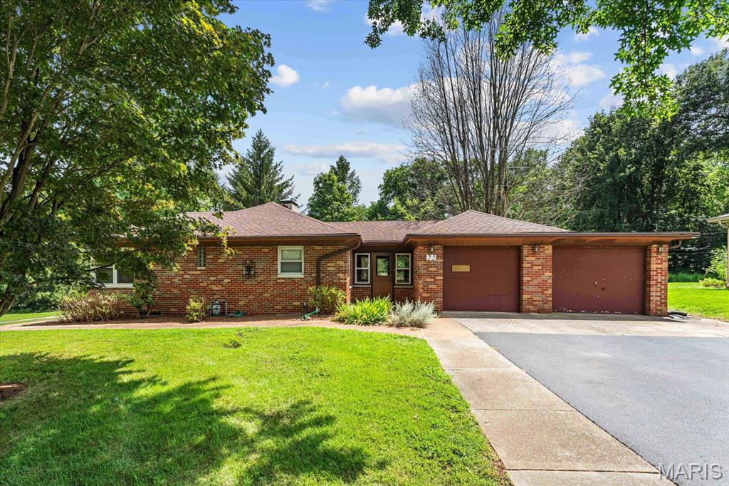 22 Kingsbury Drive Property Photo 1