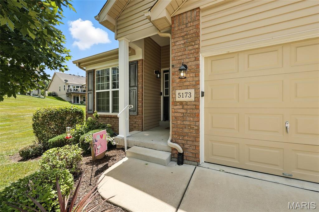 5173 Suson View Court Property Photo 1